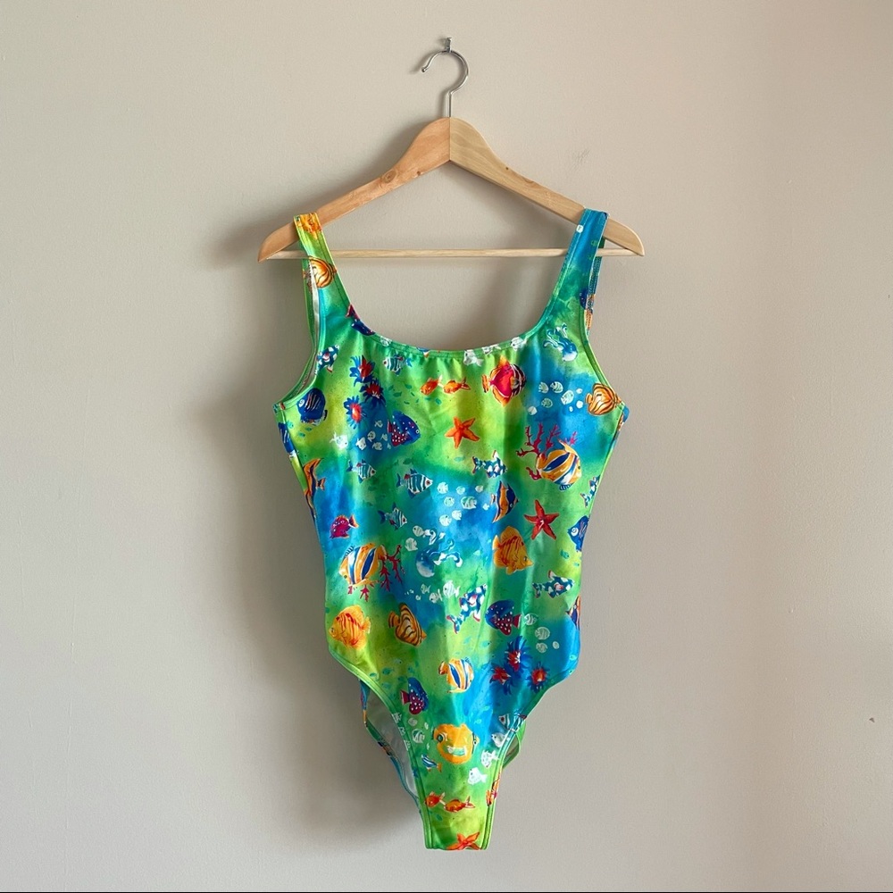VINTAGE Classic One Piece Bathing Suit